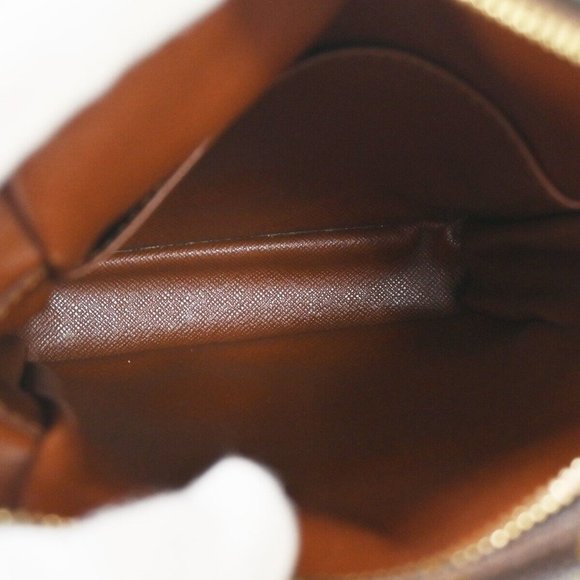 LOUIS VUITTON Amazon Crossbody Shoulder Bag Monogram Leather - Picture 8 of 16